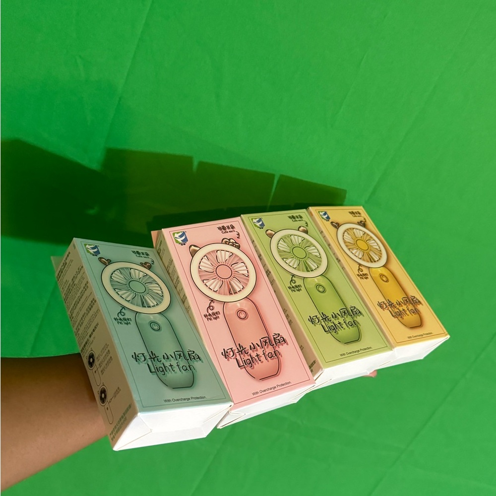HANDHELD MINI LED LIGHT FAN